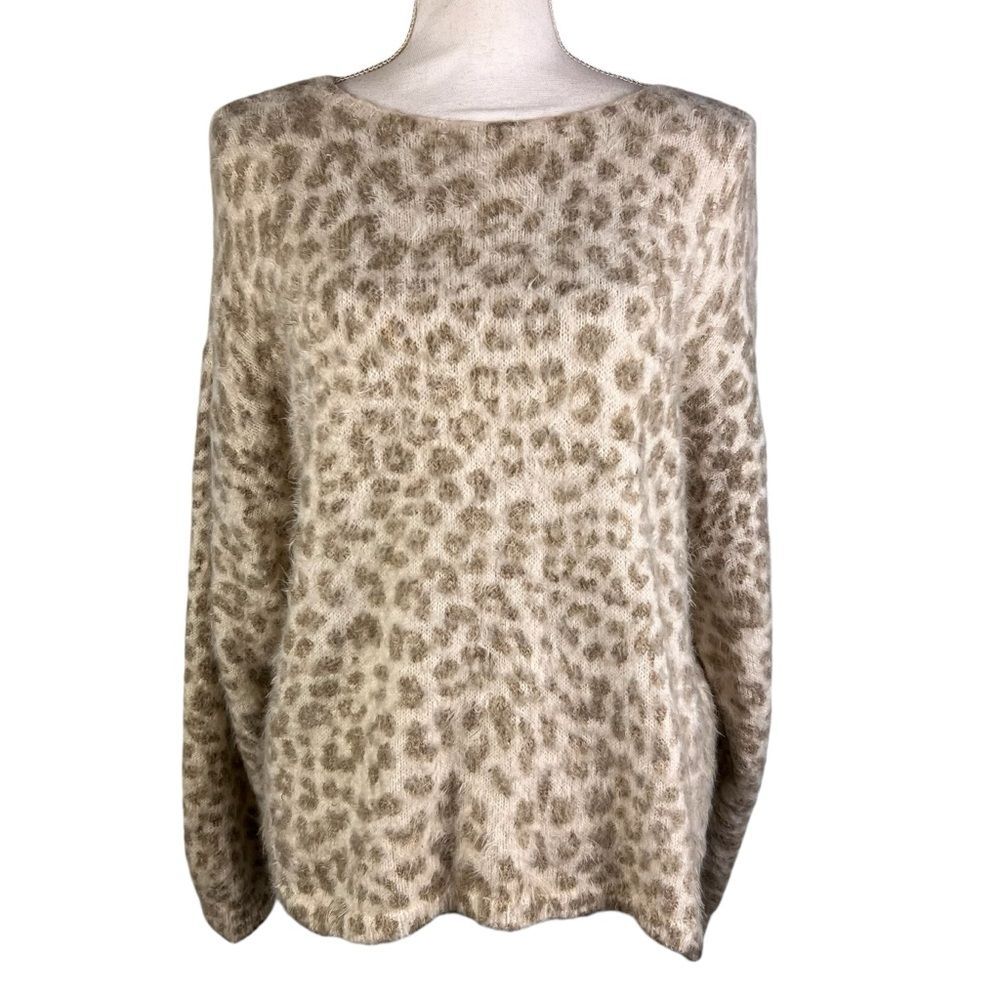 Peyton Primrose Cheetah Print Sweater Size Large Off Taupe Soft Leopard